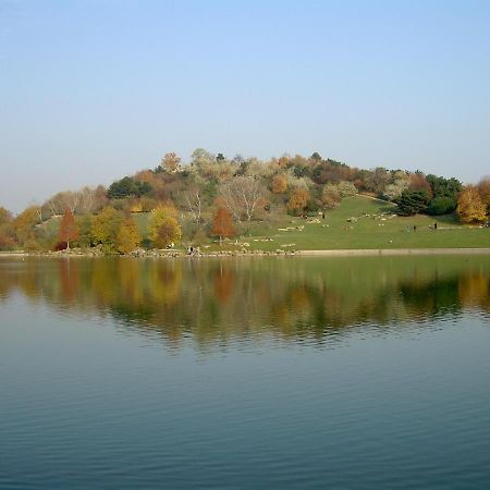 Gite Mella La Courneuve Exteriér fotografie